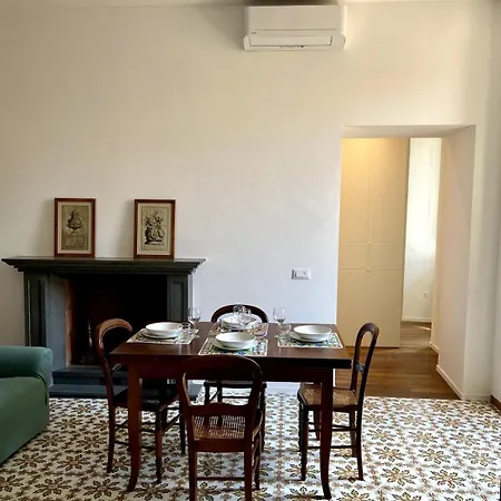 Palazzo Menichetti Daire